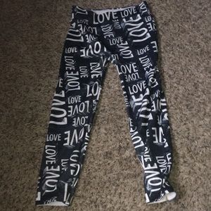 No boundaries, love leggings